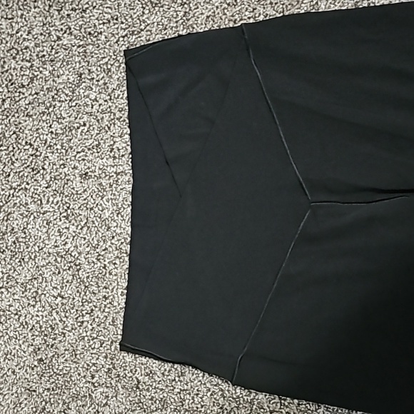 OFFLINE by Aerie Crossover Bike Shorts - Picture 2 of 4